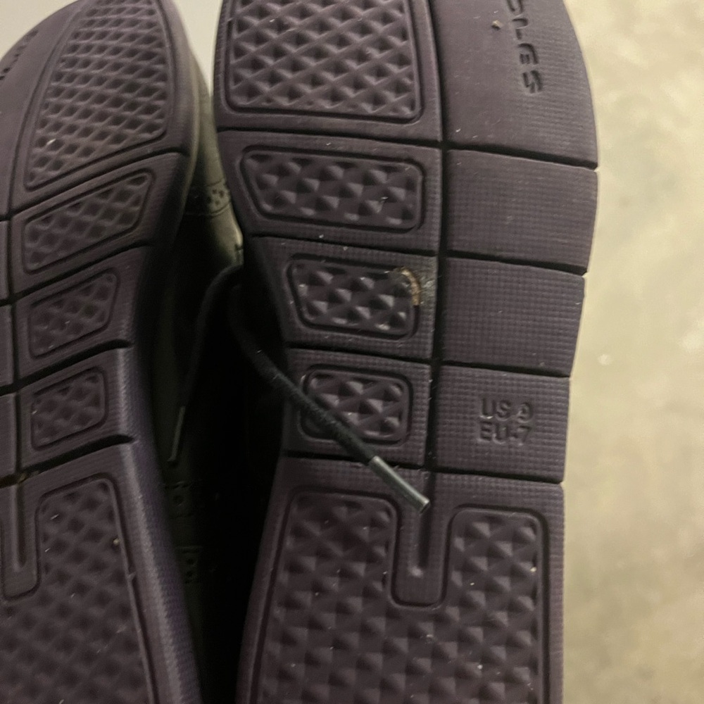 Aerosols shoes
